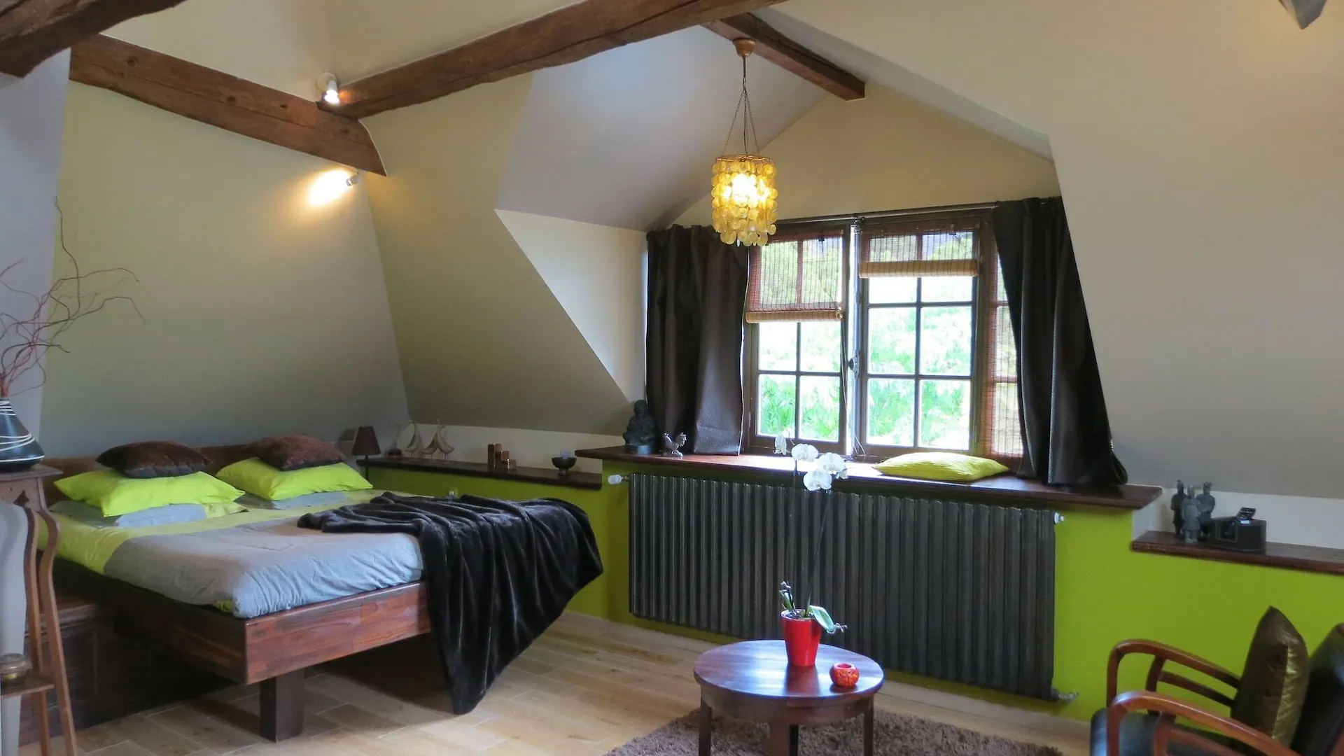 Demeure D'Hotes L'Hermitage Mouxy Bed & Breakfast